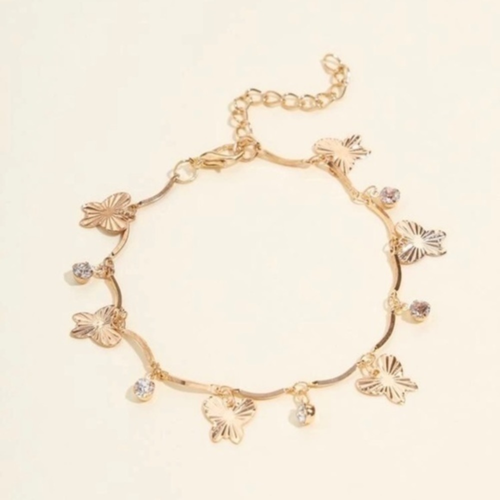 3/$30 💛 Butterfly Rhinestone Anklet - Picture 2 of 4